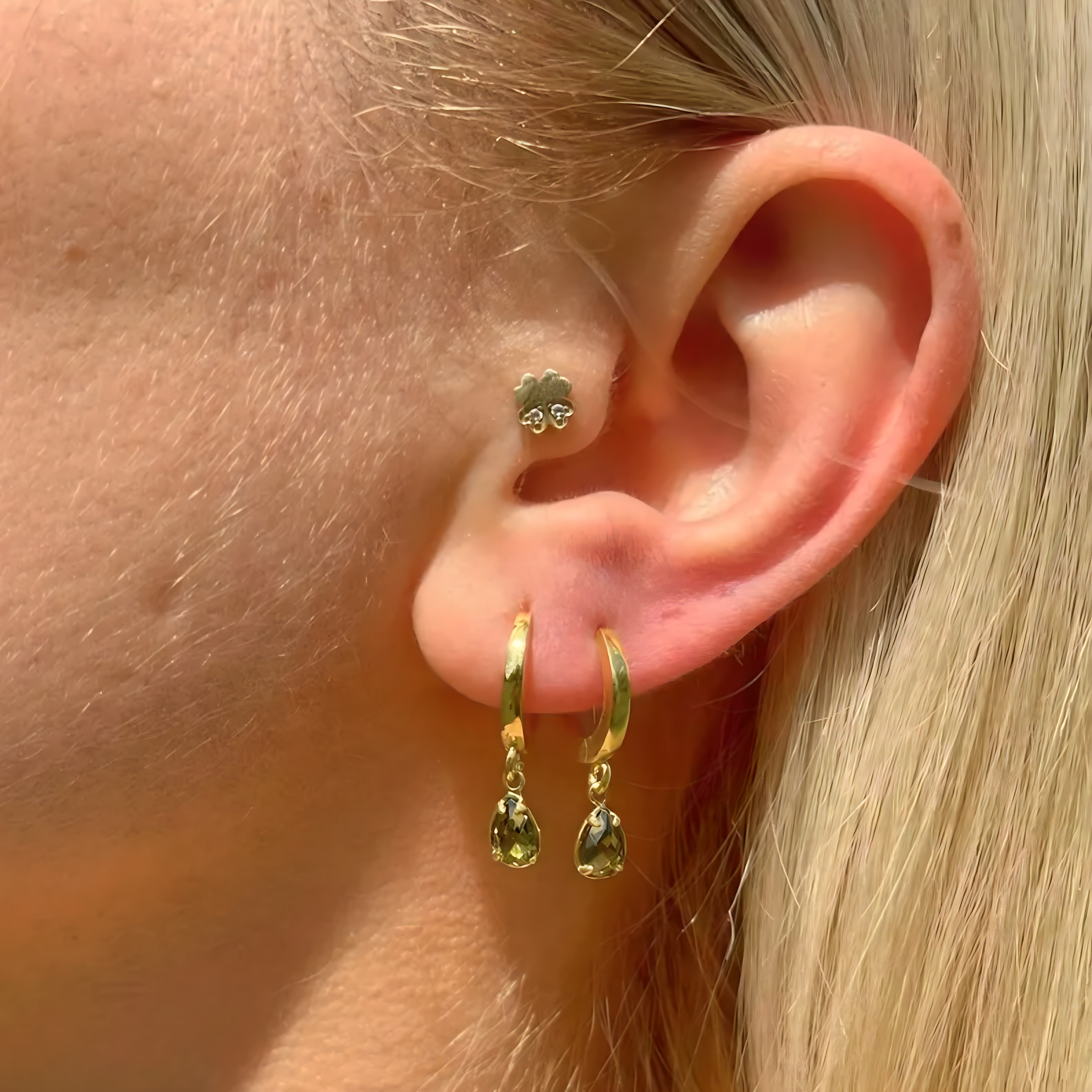 925 Sterling Silver August Birthstone Earrings-Peridot Hoop Earrings Vertical London Jewellery