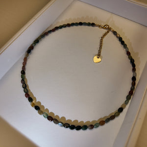 Dainty Agate Necklace Vertical London Jewellery