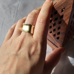 Vintage Gold Ring Vertical London Jewellery